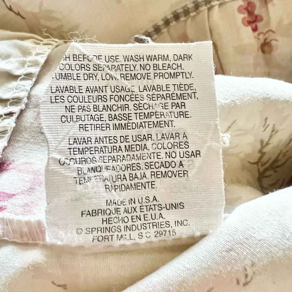 Waverly Norfolk Rose Standard Ruffle Pillowcases Set of 2 Vintage Cottagecore